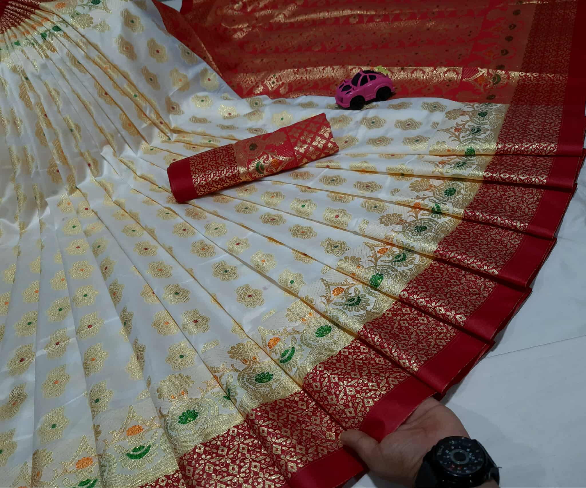 Mondira Katan Saree( মন্দিরা কাতান শাড়ি)