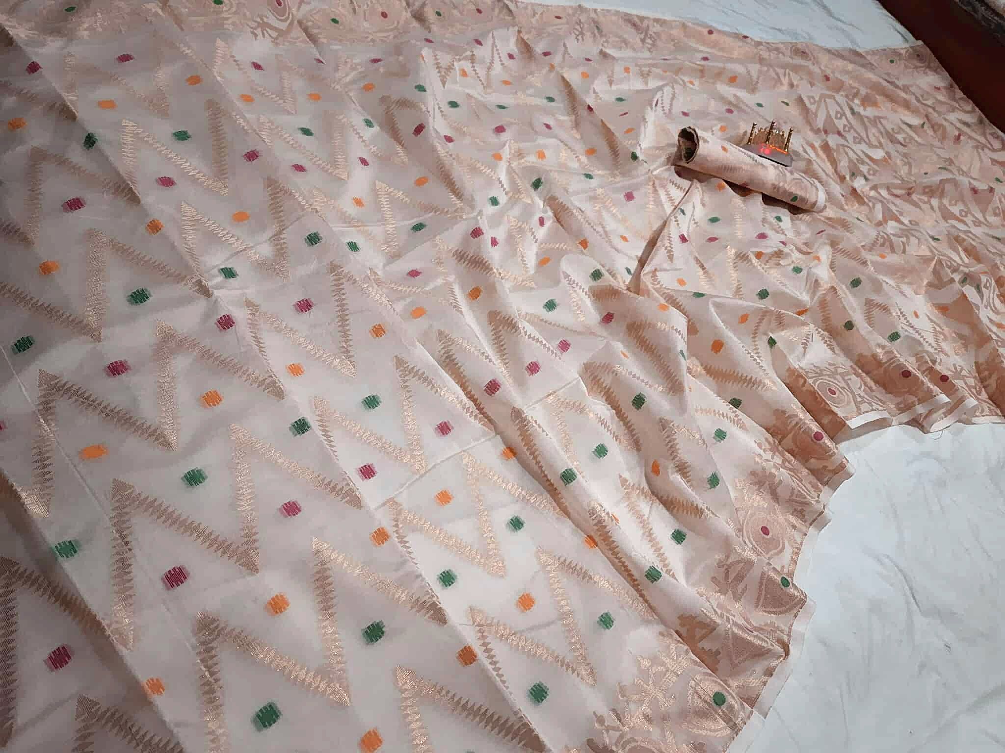 Nobonita Silk Jamdani Saree(নবনীতা সিল্ক জামদানী শাড়ি) - Image 4