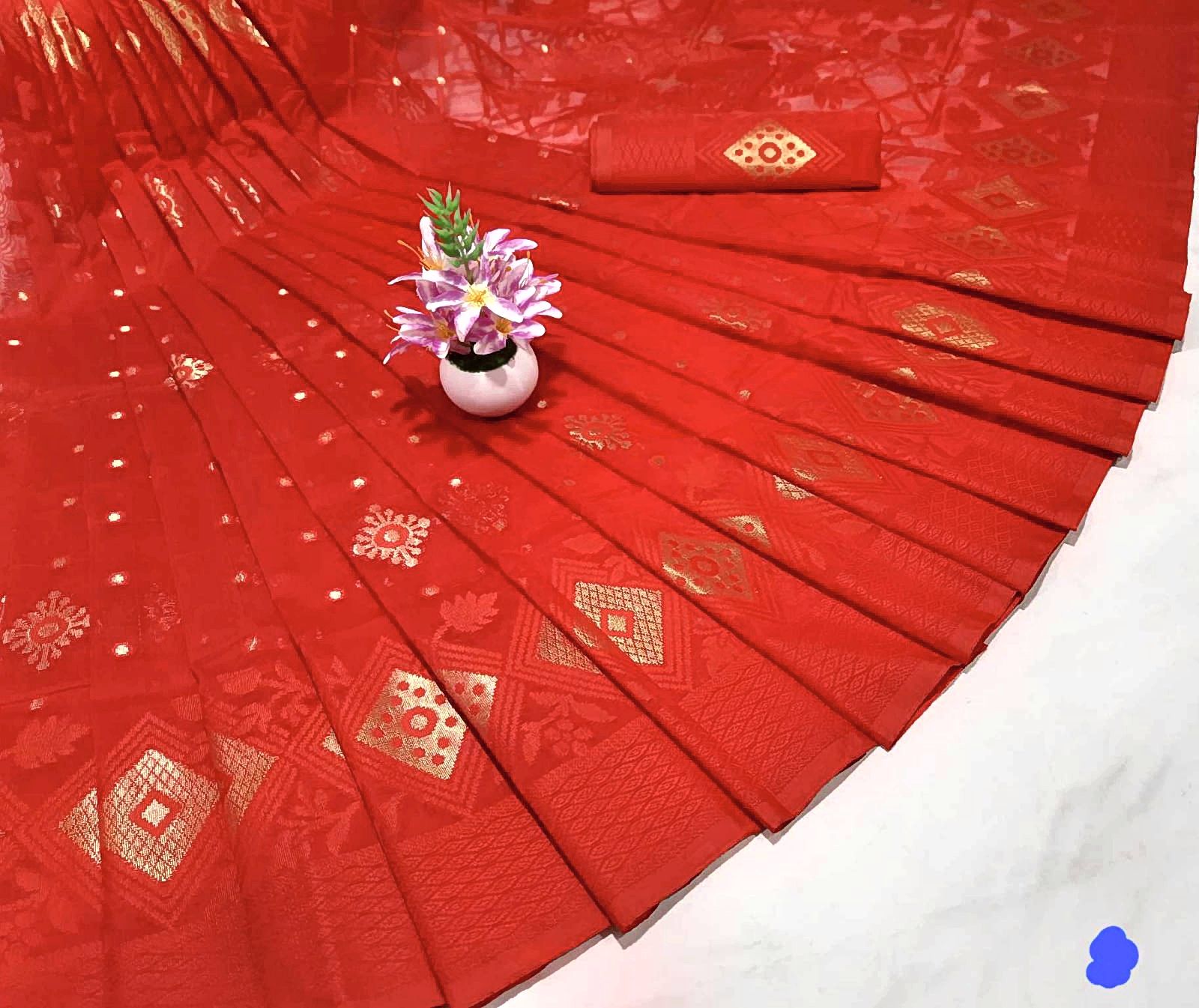 Bowrani Jamdani Saree (বউরাণী জামদানী শাড়ি) - Image 4