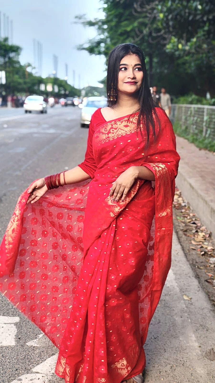 Jori Pair Jamdani Saree(জড়ি পাইর জামদানী শাড়ি)